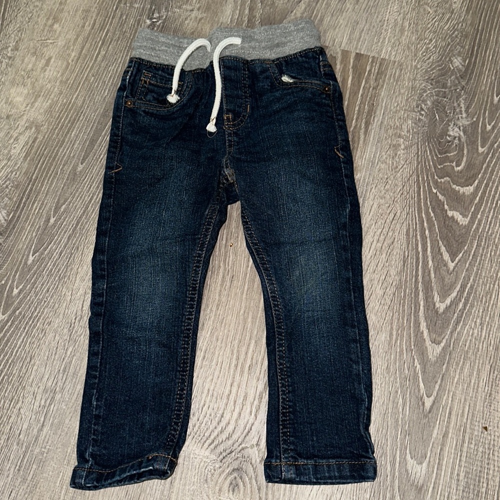 Cat & Jack. Size 2T